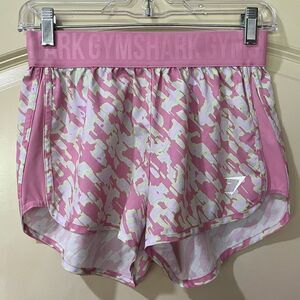 GYMSHARK Training Loose Fit Short Pink Camo Women’s Size XS
